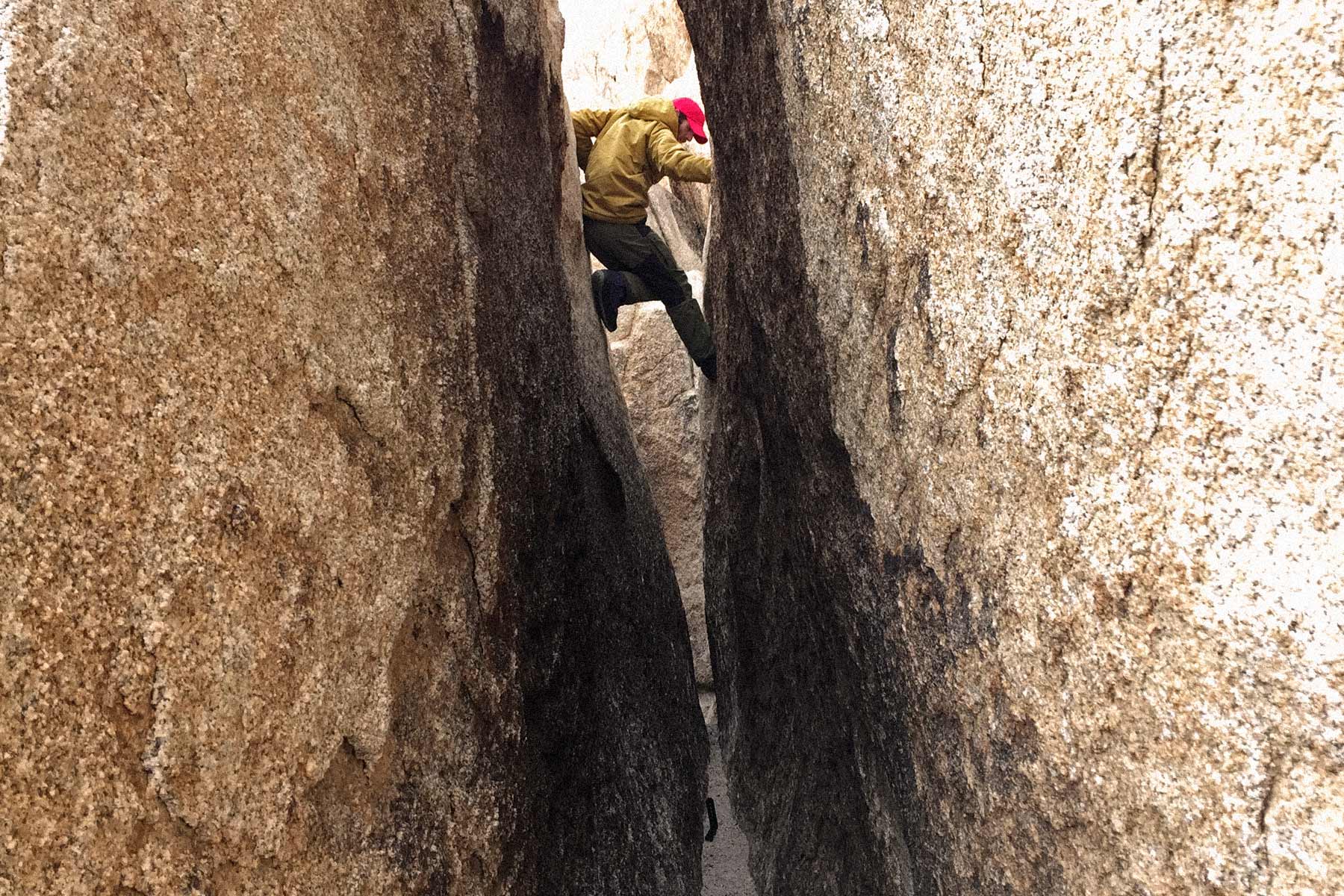 Things to Do Joshua Tree National Park, hall of horrors hike joshua tree